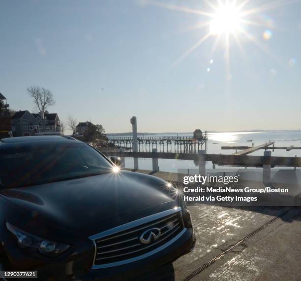 Fx50s Engine 76 Infiniti Fx Photos & High Res Pictures - Getty Images