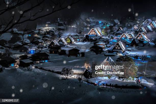 shirakawago world heritage village light up in winter, gifu, japan - toyama prefecture 個照片及圖片檔