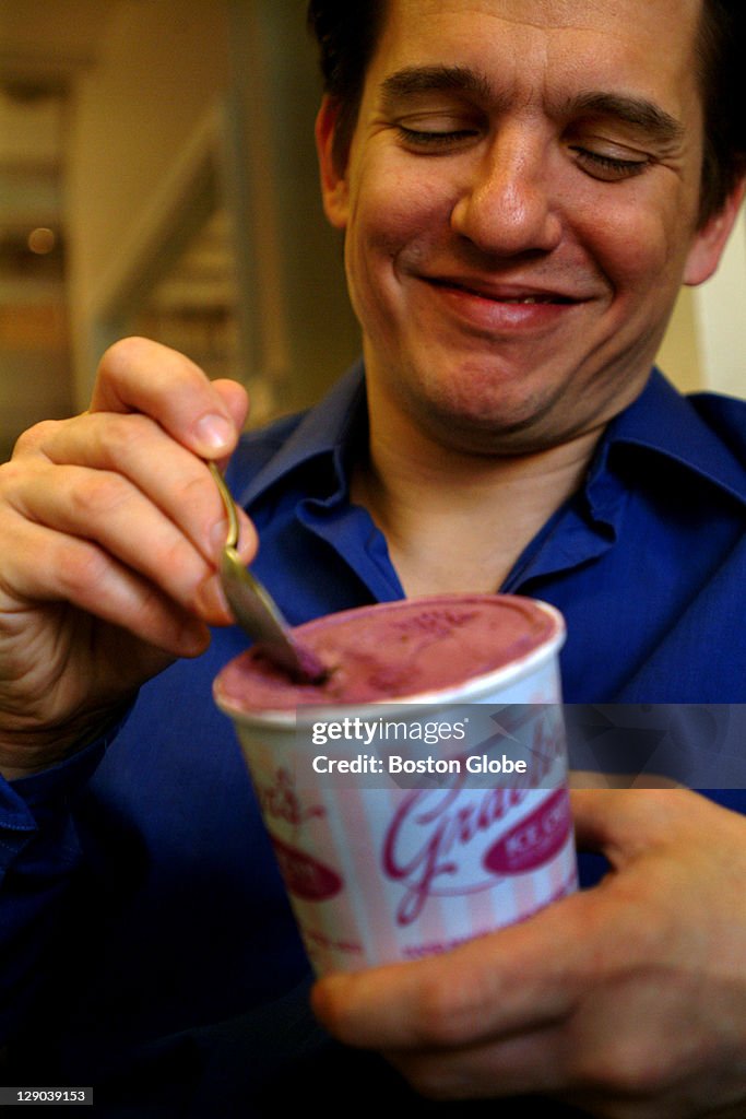 Keith Lockhart Eats Graeter's Ice Cream