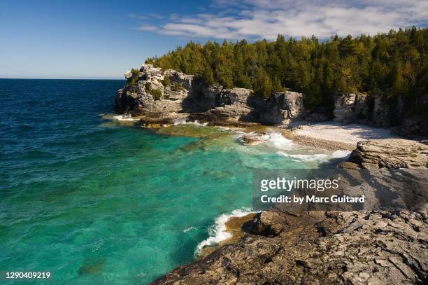 beautiful pristine waters of georgian bay, bruce peninsula national park, ontario, canada - ontario canada stock pictures, royalty-free photos & images