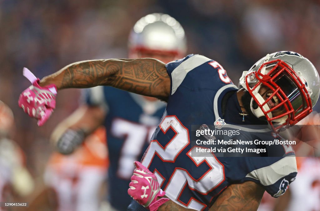 (Foxboro, MA  10/05/2014) New England Patriots running back Stevan Ridley celebrates his first quarter touchdown against the Cincinnati Bengals at Gillette Stadium on Sunday, October 5, 2014. Staff Photo by Matt West.