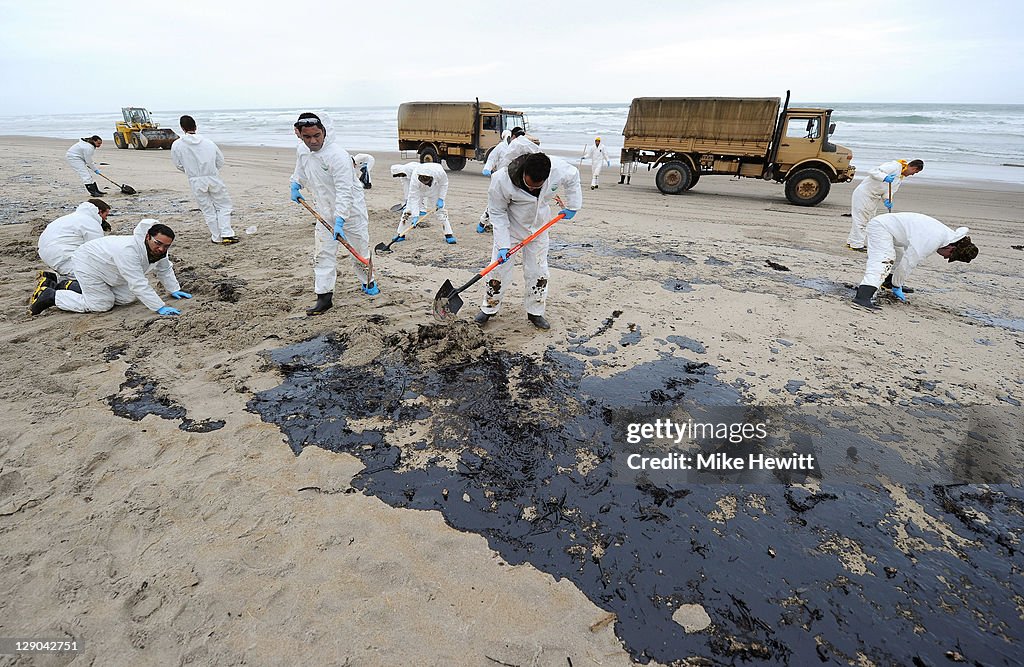 More Oil Spills From Stricken Cargo Ship