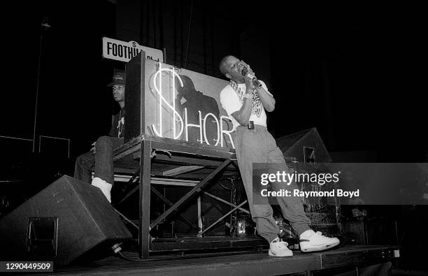 2 Short Rapper 1,301 Too Short In Concert Stock Photos, High-Res Pictures, and Images ...