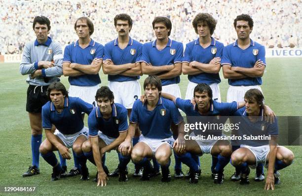 Italy team line up Dino Zoff, Francesco Graziani, Giuseppe Bergomi, Gaetano Scirea , Fulvio Collovati, Claudio Gentile Bruno Conti, Paolo Rossi,...