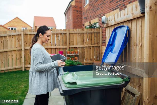 recycling in the home - garbage bin stock pictures, royalty-free photos & images