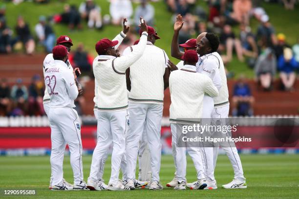 Chemar 129 Chemar Holder Photos & High Res Pictures - Getty Images