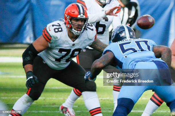 Jack Conklin of the Cleveland Browns plays against the Tennessee Titans at Nissan Stadium on December 06, 2020 in Nashville, Tennessee.