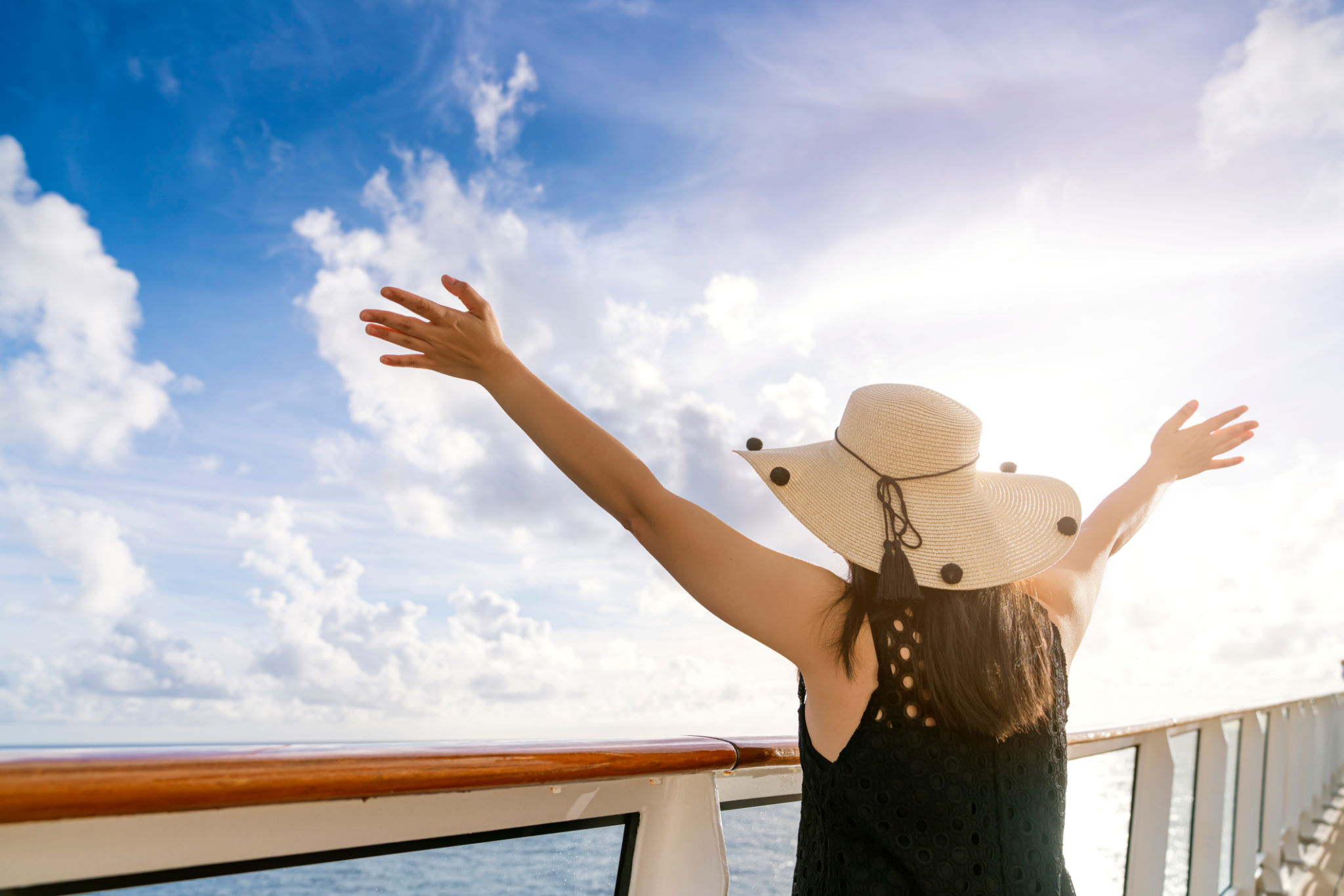 sailing cruise