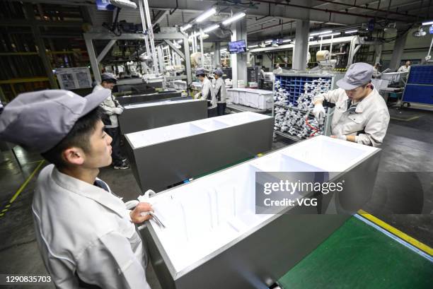 Fridge Factory China Haier Photos and Premium High Res Pictures - Getty Images