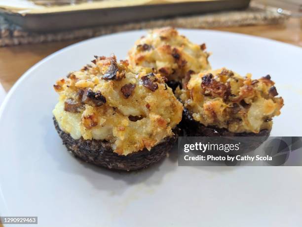 stuffed mushrooms - portobello mushroom stock pictures, royalty-free photos & images