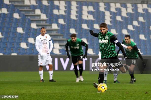Domenico Berardi of US Sassuolo scoring the penalty goal ,during the Serie A match between US Sassuolo and Benevento Calcio at Mapei Stadium - Città...