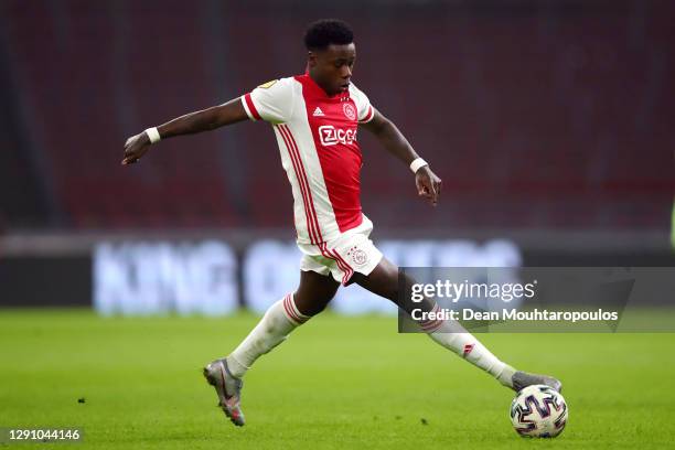 Quincy Promes of Ajax in action during the Dutch Eredivisie match between Ajax and PEC Zwolle at Johan Cruijff Arena on December 12, 2020 in...