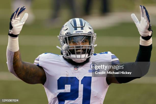 Ezekiel Elliott of the Dallas Cowboys celebrates after beating the Cincinnati Bengals 30-7 at Paul Brown Stadium on December 13, 2020 in Cincinnati,...