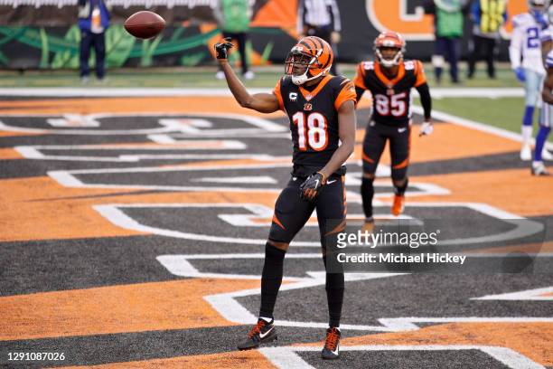 Green of the Cincinnati Bengals celebrates after scoring a touchdown in the second quarter against the Dallas Cowboys at Paul Brown Stadium on...
