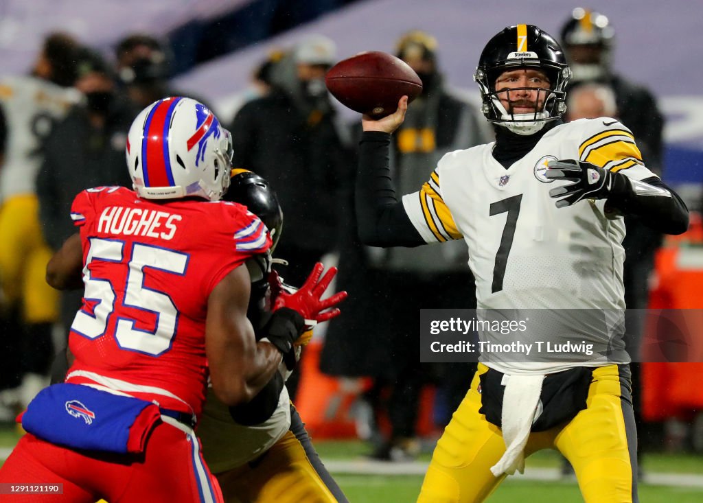 Pittsburgh Steelers v Buffalo Bills