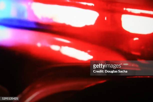patrol car flashing lights for emergency - police car lights 個照片及圖片檔