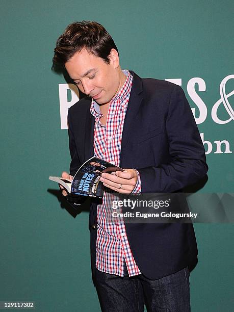 Jimmy Fallon Sign 94 Jimmy Fallon Signs Copies Of Thank You Notes Photos & High Res ...