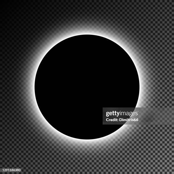 ilustraciones, imágenes clip art, dibujos animados e iconos de stock de círculo iluminado negro sobre fondo transparente comprobado. - eclipse