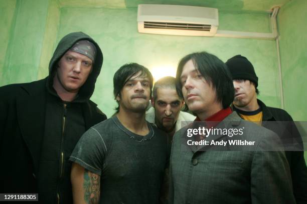 Queens Of The Stone Age Photos and Premium High Res Pictures - Getty Images