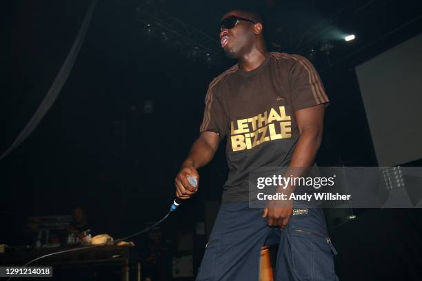 735 Bizzle Photos & High Res Pictures - Getty Images