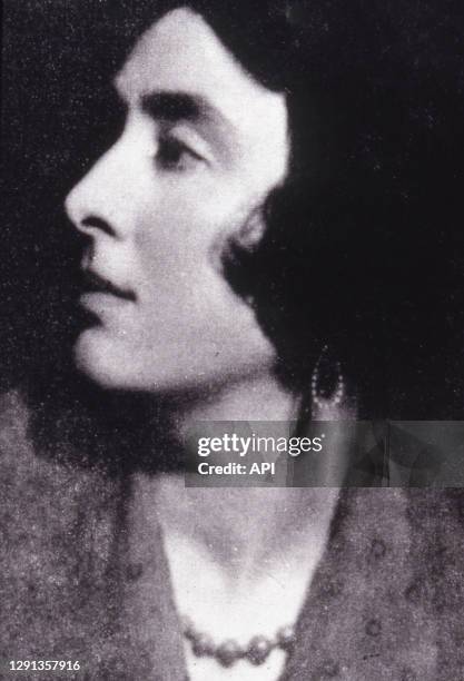 Portrait de la femme de lettres anglaise Virginia Woolf.