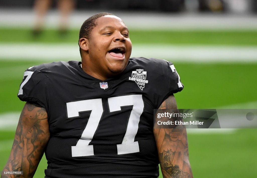 Offensive tackle Trent Brown of the Las Vegas Raiders jokes with News  Photo - Getty Images