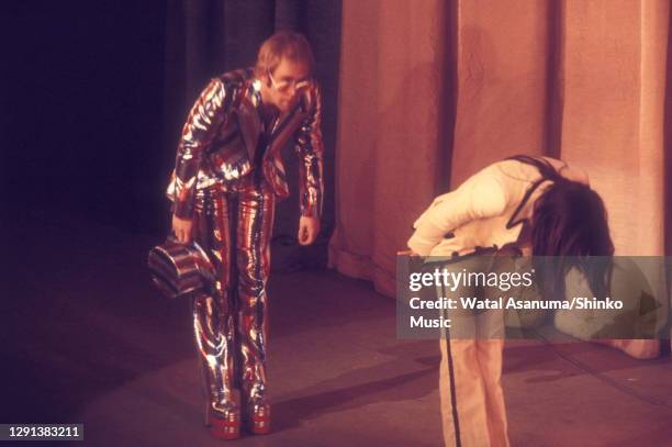 Elton John performs on stage at the 1972 Royal Variety Performance at the London Palladium, 30th October 1972.