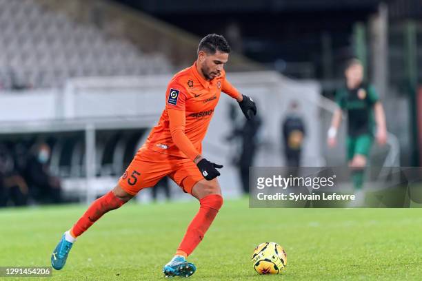 Pedro Mendes of Montpellier HSC during the Ligue 1 match between RC Lens and Montpellier HSC at Stade Bollaert-Delelis on December 12, 2020 in Lens,...