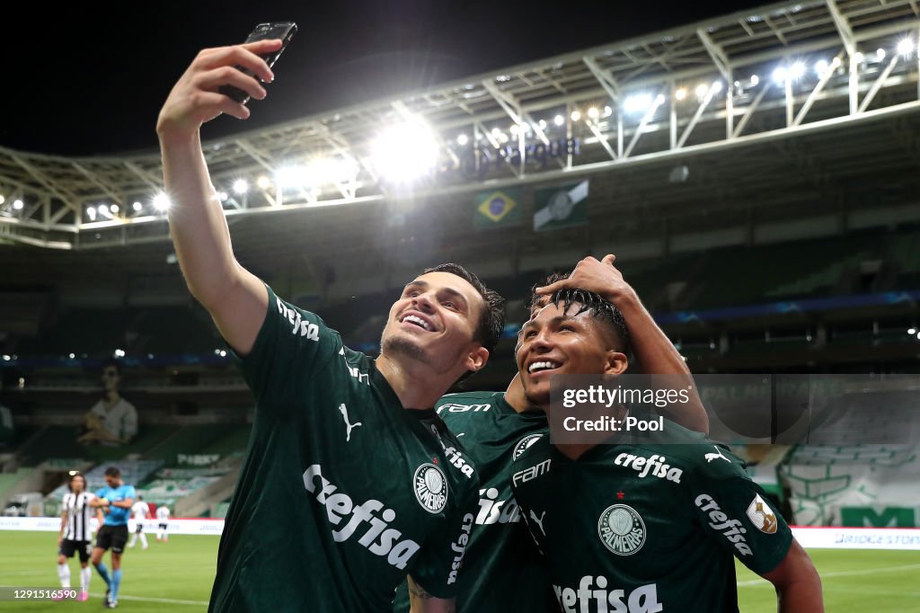 Palmeiras v Libertad - Copa CONMEBOL Libertadores 2020