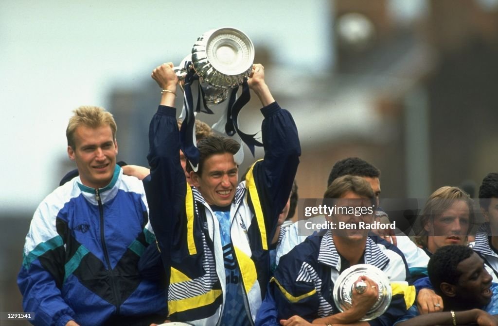 Justin Edinburgh, Eric Thorstvedt and Garby Mabbutt of Tottenham Hotspur
