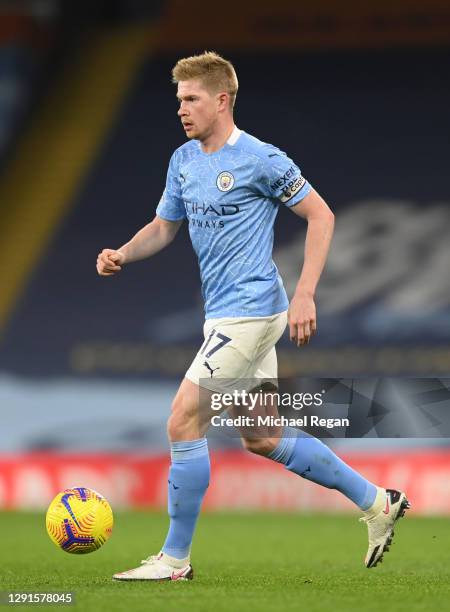 Kevin De Bruyne of Manchester City in action during the Premier League match between Manchester City and West Bromwich Albion at Etihad Stadium on...