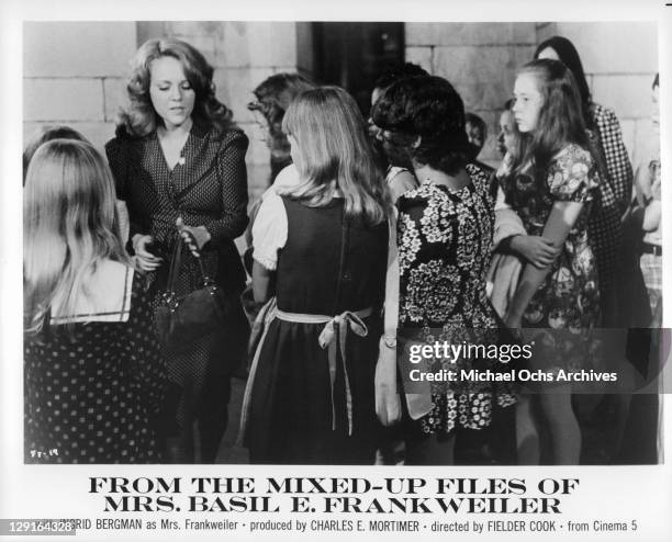 Madeline Kahn leads a tour at a Museum in a scene from the film 'From The Mixed-Up Files Of Mrs. Basil E. Frank Weiler', 1973.
