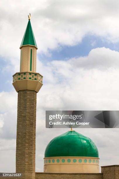 a mosque in bradford, uk. - minarete stock-fotos und bilder