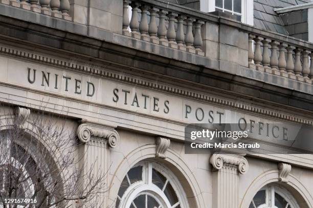 classic old stone us  post office - post office stock pictures, royalty-free photos & images