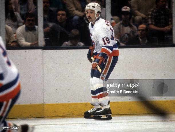 Bryan Trottier of the New York Islanders skates on the ice during an NHL game circa 1984 at the Nassau Coliseum in Uniondale, New York.