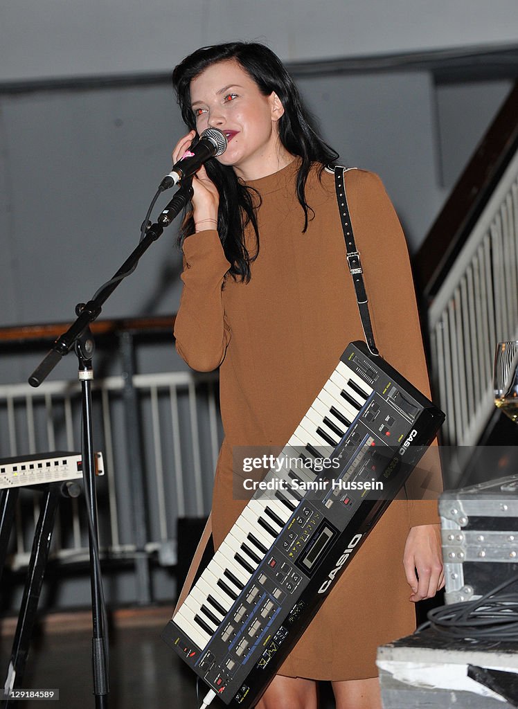 Sarak Riba Sarah Ruba of The New Look performing at the Calvin Klein Collection ...