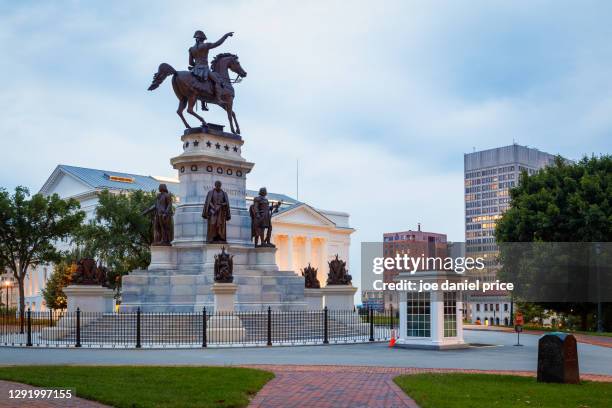 george washington horse statue, virginia state capitol, richmond, virginia, america - バージニア州 リッチモンド ストックフォトと画像