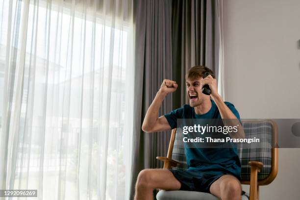Basketball Game On Tv Photos and Premium High Res Pictures - Getty Images