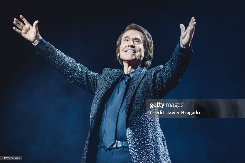 Raphael Concert In Madrid