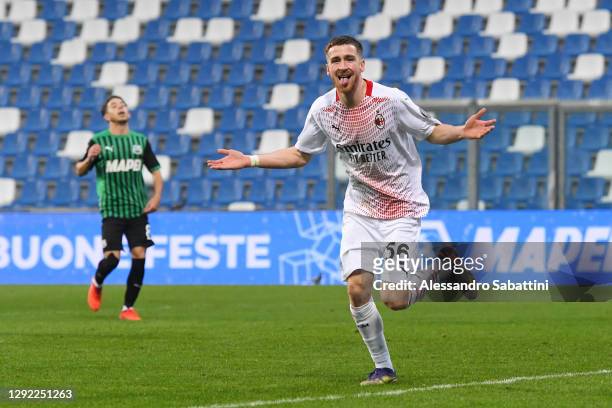 Alexis Saelemaekers of AC Milan celebrates after scoring their team's second goal during the Serie A match between US Sassuolo and AC Milan at Mapei...