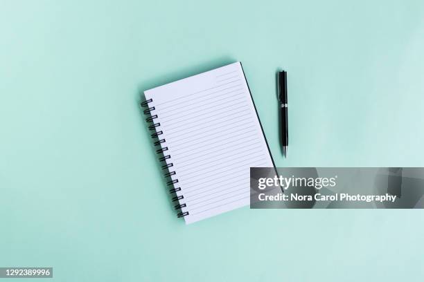 note pad and pen - note pad 個照片及圖片檔
