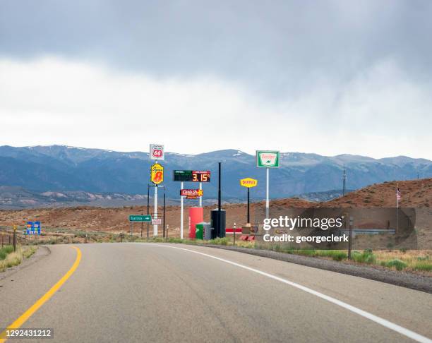 Rest Stop Sign Photos and Premium High Res Pictures - Getty Images