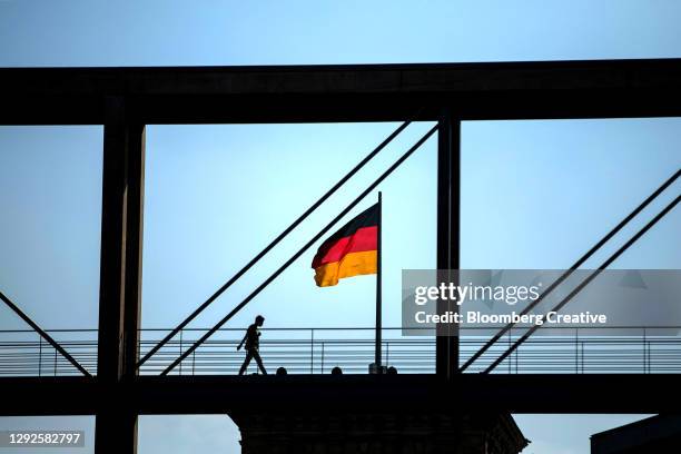 german national flag - reichstag stock-fotos und bilder