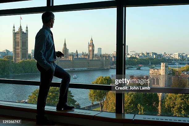 thames view - houses of parliament inside stock pictures, royalty-free photos & images