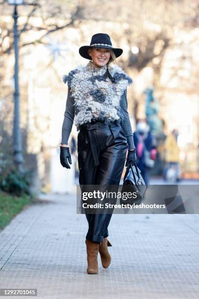 1,941 Sequin Waistcoat Photos and Premium High Res Pictures - Getty Images 1,941 Sequin Waistcoat Photos and Premium High Res Pictures - Getty Images