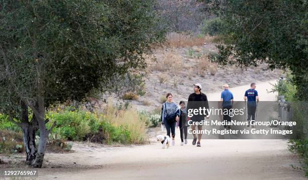 Newport Beach Bike Photos and Premium High Res Pictures - Getty Images