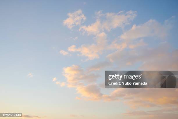 cloud typologies - winter morning - cloud typologies stock-fotos und bilder