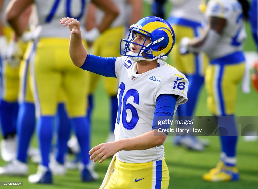 La Rams Jet Jared Goff of the Los Angeles Rams looks for the ball during a 23-20 ...
