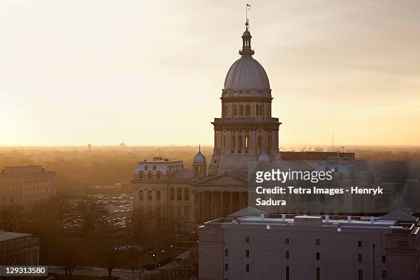 usa, illinois, springfield, view of state capitol of illinois - illinois state stock pictures, royalty-free photos & images
