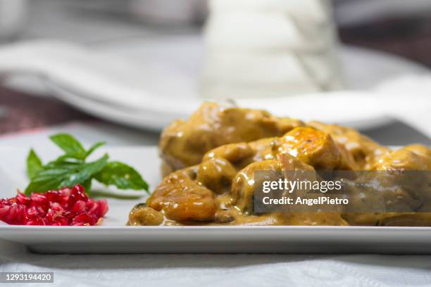 arabic-style chicken - moruno stock pictures, royalty-free photos & images